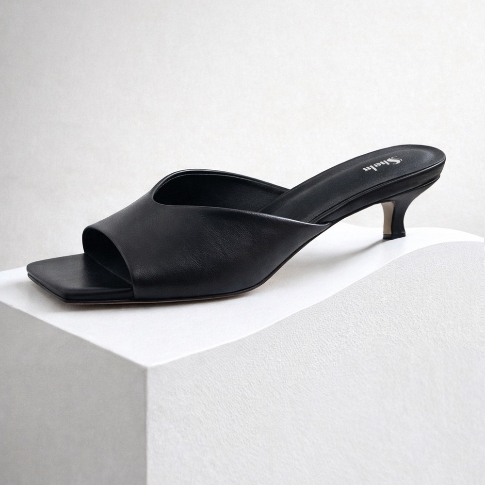 SHEIN Open-Toe Low Heels (good condition, minimal scuffs on shoe bottom)